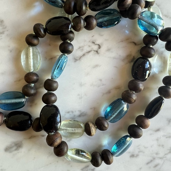 ✨FREE with purchase! Beautiful glass + wood bead necklace 32” long (doubled up) - Picture 7 of 7